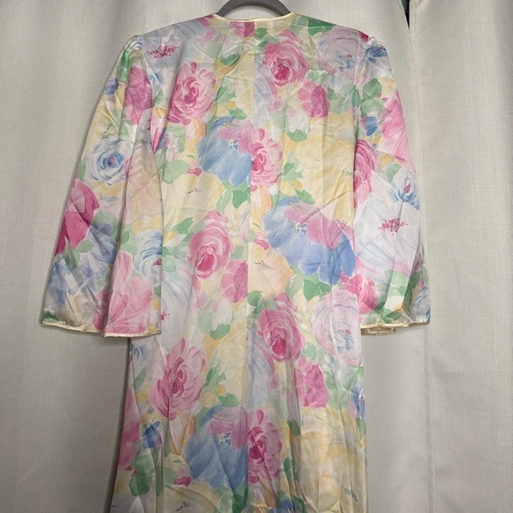 Vintage Lucie Ann Satin Pastel Floral Robe Neglige Medium - Picture 10 of 13